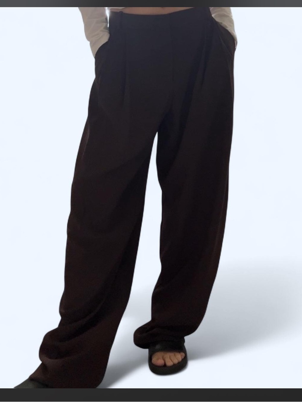 Mango- Wide-Leg Women’s Pleated Pants in Dark Brown